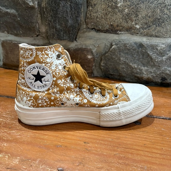 Women’s Converse All Stars High Top Sneakers Fall Florals Paisley - Picture 16 of 16